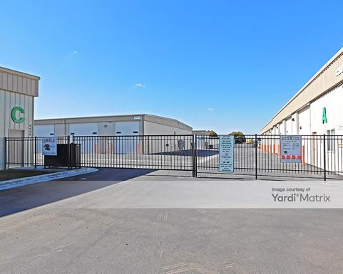 Source URL: https://cdnsc.rentcafe.com/dmslivecafe/3/1080633/1080633-1-2.jpg?width=-1&height=385&quality=80