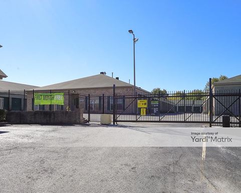 Source URL: https://cdnsc.rentcafe.com/dmslivecafe/3/1080660/1080660-1-3.jpg?width=-1&height=385&quality=80