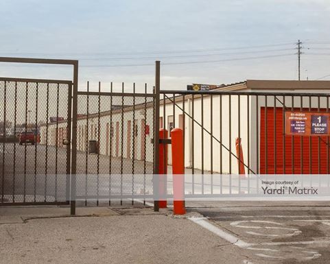 Source URL: https://cdnsc.rentcafe.com/dmslivecafe/3/1080661/1080661-1-3.jpg?width=-1&height=385&quality=80