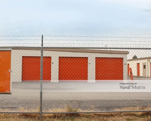 Source URL: https://cdnsc.rentcafe.com/dmslivecafe/3/1080661/1080661-1-4.jpg?width=-1&height=385&quality=80