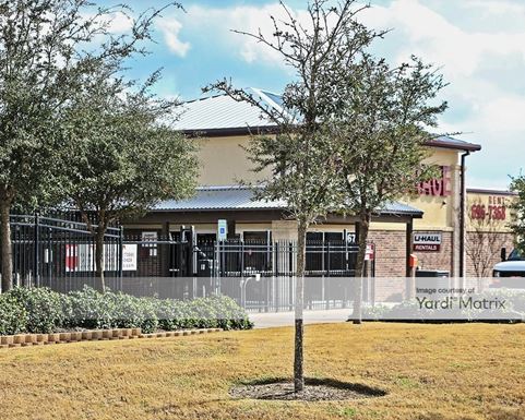 Source URL: https://cdnsc.rentcafe.com/dmslivecafe/3/1080697/1080697-1-5.jpg?width=-1&height=385&quality=80