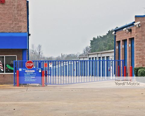 Source URL: https://cdnsc.rentcafe.com/dmslivecafe/3/1080707/1080707-1-2.jpg?width=-1&height=385&quality=80