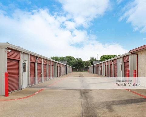 Source URL: https://cdnsc.rentcafe.com/dmslivecafe/3/1080713/1080713-1-4.jpg?width=-1&height=385&quality=80