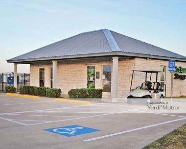 Storage Units for Rent available at 580 West Loop 121, Belton, TX 76513