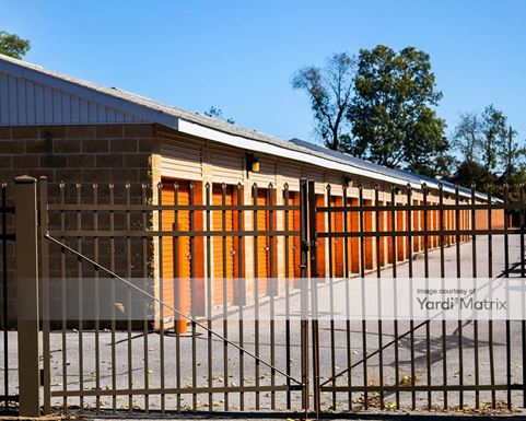 Source URL: https://cdnsc.rentcafe.com/dmslivecafe/3/1080779/1080779-1-4.jpg?width=-1&height=385&quality=80