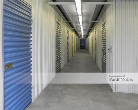 Source URL: https://cdnsc.rentcafe.com/dmslivecafe/3/1080850/1080850-1-4.jpg?width=-1&height=385&quality=80