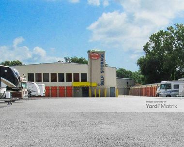 Storage Units for Rent available at 16068 Airline Hwy, Prairieville, LA 70769