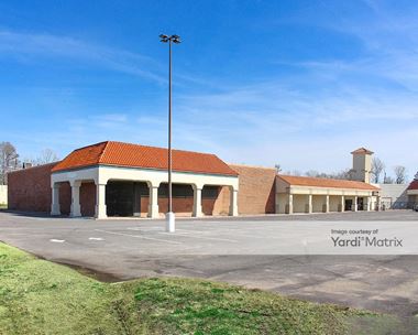 Storage Units for Rent available at 1131 Millerville Road, Baton Rouge, LA 70816