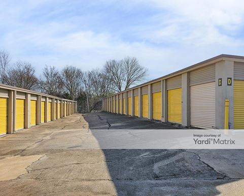 Source URL: https://cdnsc.rentcafe.com/dmslivecafe/3/1080883/1080883-1-4.jpg?width=-1&height=385&quality=80