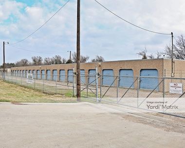 Storage Units for Rent available at 6315 North Interstate 35, Waco, TX 76705