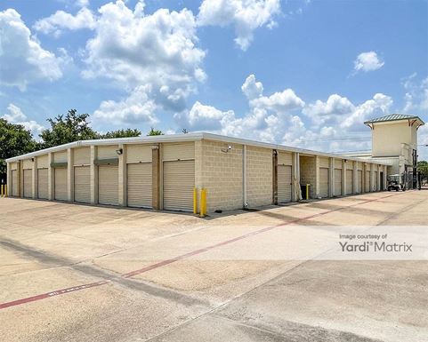 Source URL: https://cdnsc.rentcafe.com/dmslivecafe/3/1080904/1080904-1-5.jpg?width=-1&height=385&quality=80