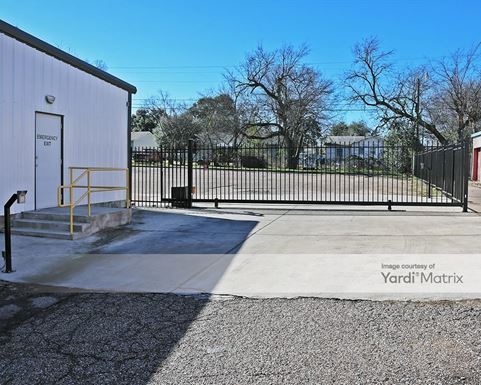 Source URL: https://cdnsc.rentcafe.com/dmslivecafe/3/1080913/1080913-1-2.jpg?width=-1&height=385&quality=80