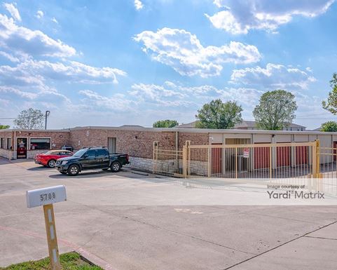 Source URL: https://cdnsc.rentcafe.com/dmslivecafe/3/1080917/1080917-1-2.jpg?width=-1&height=385&quality=80