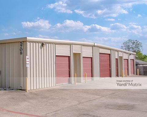 Source URL: https://cdnsc.rentcafe.com/dmslivecafe/3/1080917/1080917-1-3.jpg?width=-1&height=385&quality=80