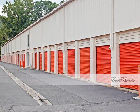 Source URL: https://cdnsc.rentcafe.com/dmslivecafe/3/1080932/1080932-1-2.jpg?width=-1&height=385&quality=80