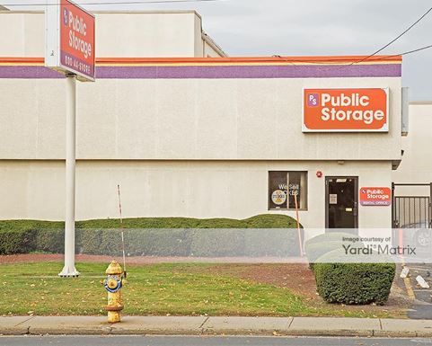 Source URL: https://cdnsc.rentcafe.com/dmslivecafe/3/1080935/1080935-1-2.jpg?width=-1&height=385&quality=80