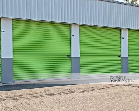 Source URL: https://cdnsc.rentcafe.com/dmslivecafe/3/1080973/1080973-1-5.jpg?width=-1&height=385&quality=80