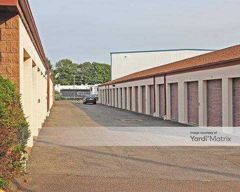 Source URL: https://cdnsc.rentcafe.com/dmslivecafe/3/1080977/1080977-1-2.jpg?width=-1&height=385&quality=80