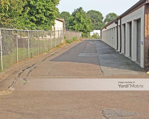 Source URL: https://cdnsc.rentcafe.com/dmslivecafe/3/1080977/1080977-1-5.jpg?width=-1&height=385&quality=80