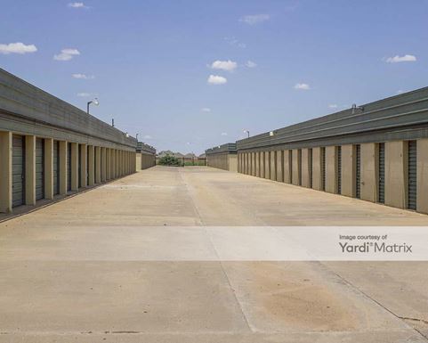 Source URL: https://cdnsc.rentcafe.com/dmslivecafe/3/1081047/1081047-1-2.jpg?width=-1&height=385&quality=80