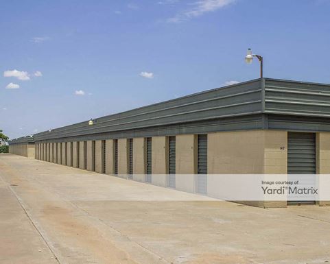 Source URL: https://cdnsc.rentcafe.com/dmslivecafe/3/1081047/1081047-1-4.jpg?width=-1&height=385&quality=80