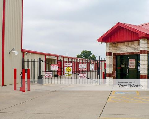 Source URL: https://cdnsc.rentcafe.com/dmslivecafe/3/1081048/1081048-1-2.jpg?width=-1&height=385&quality=80