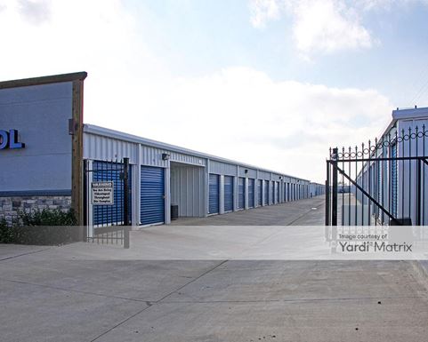 Source URL: https://cdnsc.rentcafe.com/dmslivecafe/3/1081051/1081051-1-4.jpg?width=-1&height=385&quality=80