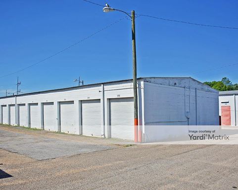 Source URL: https://cdnsc.rentcafe.com/dmslivecafe/3/1081071/1081071-1-3.jpg?width=-1&height=385&quality=80