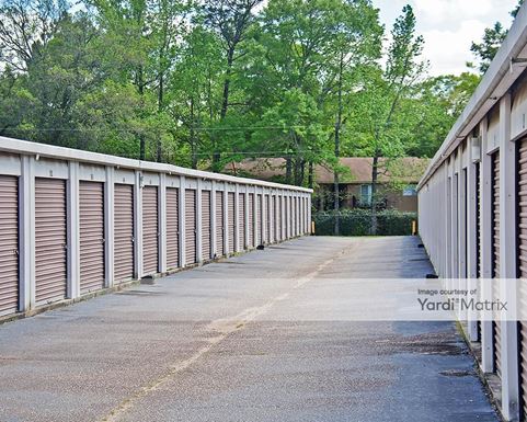 Source URL: https://cdnsc.rentcafe.com/dmslivecafe/3/1081081/1081081-1-5.jpg?width=-1&height=385&quality=80