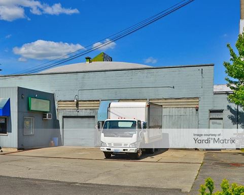 Source URL: https://cdnsc.rentcafe.com/dmslivecafe/3/1081106/1081106-1-3.jpg?width=-1&height=385&quality=80