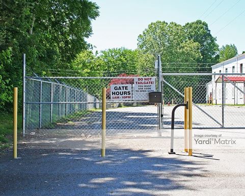 Source URL: https://cdnsc.rentcafe.com/dmslivecafe/3/1081145/1081145-1-4.jpg?width=-1&height=385&quality=80