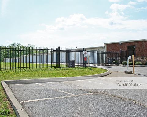 Source URL: https://cdnsc.rentcafe.com/dmslivecafe/3/1081238/1081238-1-2.jpg?width=-1&height=385&quality=80