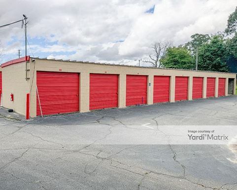 Source URL: https://cdnsc.rentcafe.com/dmslivecafe/3/1081239/1081239-1-2.jpg?width=-1&height=385&quality=80