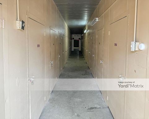 Source URL: https://cdnsc.rentcafe.com/dmslivecafe/3/1081239/1081239-1-3.jpg?width=-1&height=385&quality=80