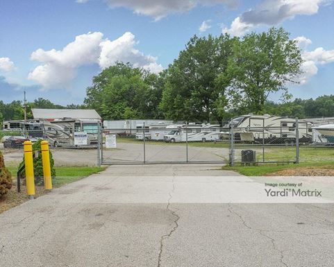 Source URL: https://cdnsc.rentcafe.com/dmslivecafe/3/1081273/1081273-1-5.jpg?width=-1&height=385&quality=80