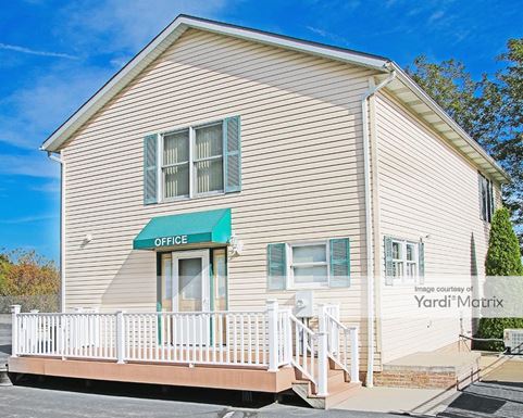 Source URL: https://cdnsc.rentcafe.com/dmslivecafe/3/1081284/1081284-1-5.jpg?width=-1&height=385&quality=80