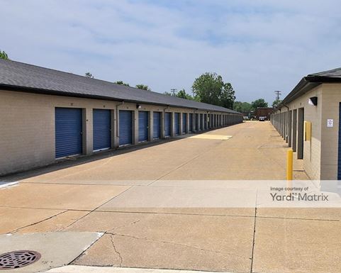 Source URL: https://cdnsc.rentcafe.com/dmslivecafe/3/1081292/1081292-1-4.jpg?width=-1&height=385&quality=80