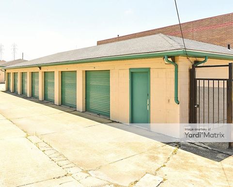 Source URL: https://cdnsc.rentcafe.com/dmslivecafe/3/1081299/1081299-1-2.jpg?width=-1&height=385&quality=80