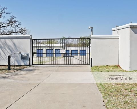 Source URL: https://cdnsc.rentcafe.com/dmslivecafe/3/1081308/1081308-1-2.jpg?width=-1&height=385&quality=80