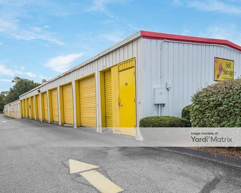 Source URL: https://cdnsc.rentcafe.com/dmslivecafe/3/1081336/1081336-1-3.jpg?width=-1&height=385&quality=80