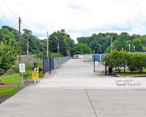 Source URL: https://cdnsc.rentcafe.com/dmslivecafe/3/1081355/1081355-1-6.jpg?width=-1&height=385&quality=80