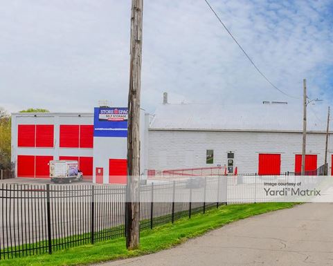 Source URL: https://cdnsc.rentcafe.com/dmslivecafe/3/1081381/1081381-1-2.jpg?width=-1&height=385&quality=80