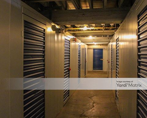 Source URL: https://cdnsc.rentcafe.com/dmslivecafe/3/1081383/1081383-1-2.jpg?width=-1&height=385&quality=80