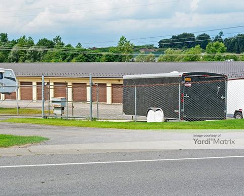 Source URL: https://cdnsc.rentcafe.com/dmslivecafe/3/1081386/1081386-1-3.jpg?width=-1&height=385&quality=80