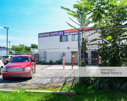 Source URL: https://cdnsc.rentcafe.com/dmslivecafe/3/1081392/1081392-1-3.jpg?width=-1&height=385&quality=80