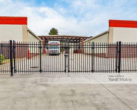 Source URL: https://cdnsc.rentcafe.com/dmslivecafe/3/1081405/1081405-1-6.jpg?width=-1&height=385&quality=80