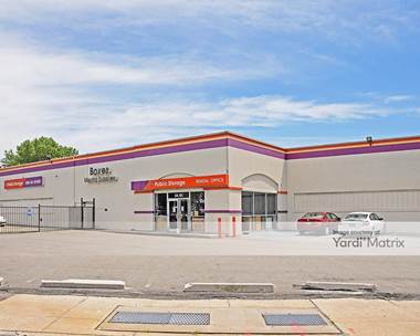 Storage Units for Rent available at 24 - 01 Brooklyn Queens Expwy, Woodside, NY 11377