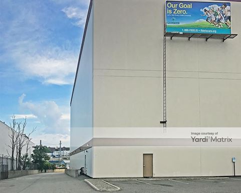 Source URL: https://cdnsc.rentcafe.com/dmslivecafe/3/1081417/1081417-1-4.jpg?width=-1&height=385&quality=80