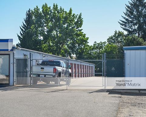 Source URL: https://cdnsc.rentcafe.com/dmslivecafe/3/1081486/1081486-1-2.jpg?width=-1&height=385&quality=80