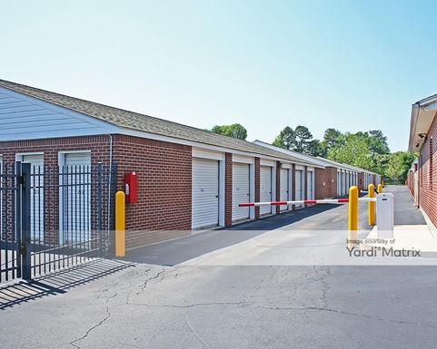 Source URL: https://cdnsc.rentcafe.com/dmslivecafe/3/1081499/1081499-1-4.jpg?width=-1&height=385&quality=80